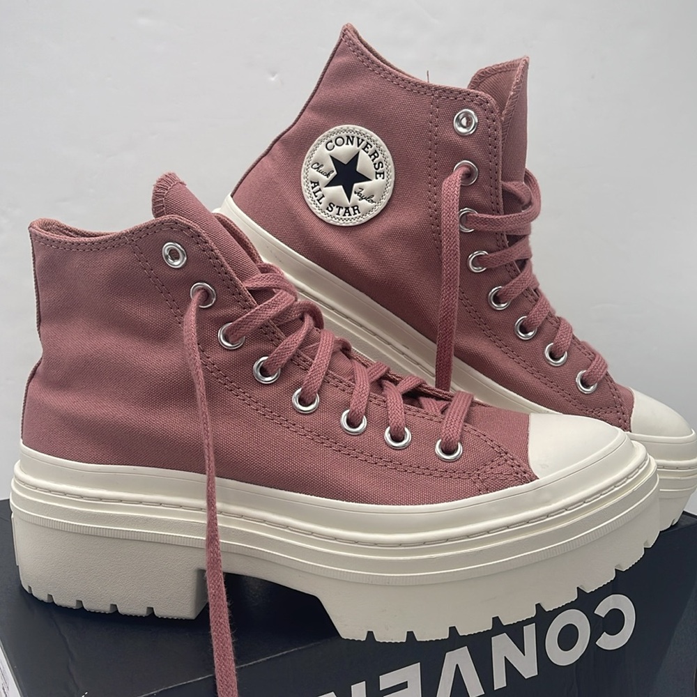 Converse Women's Platform Sneakers High Top A10618C
CTAS LUGGED HEEL HI LIGHT - Picture 7 of 16